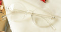 Listie glasses placed on the table