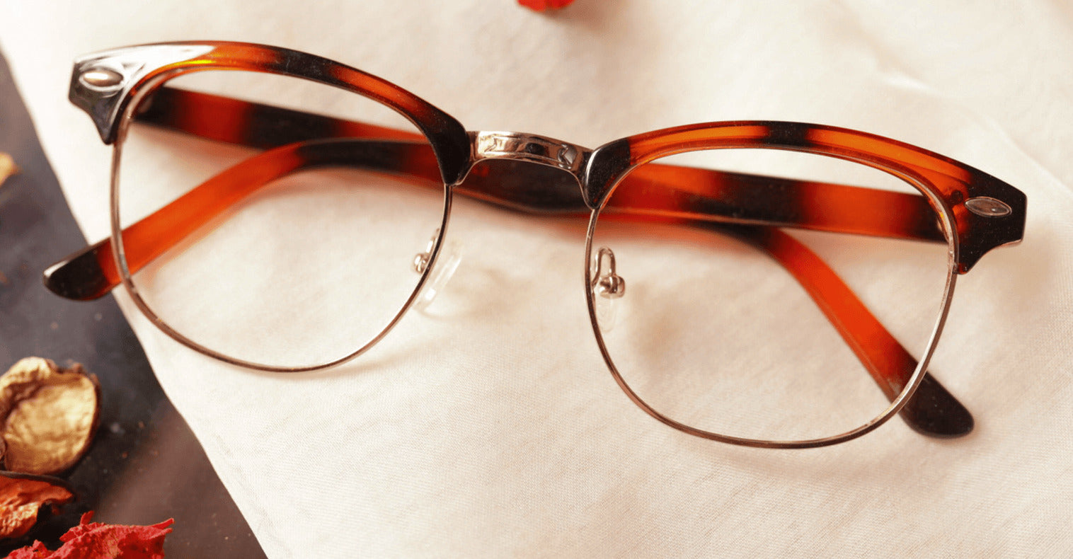 Sreno glasses placed on the table