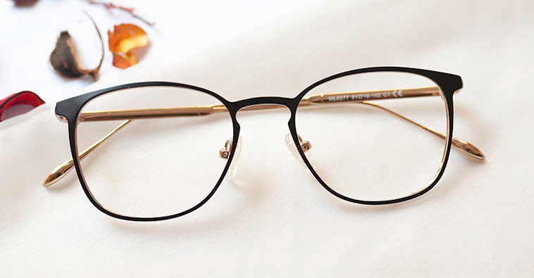 Smuk Eyeglasse - Buy Online Glasses & Sunglasses