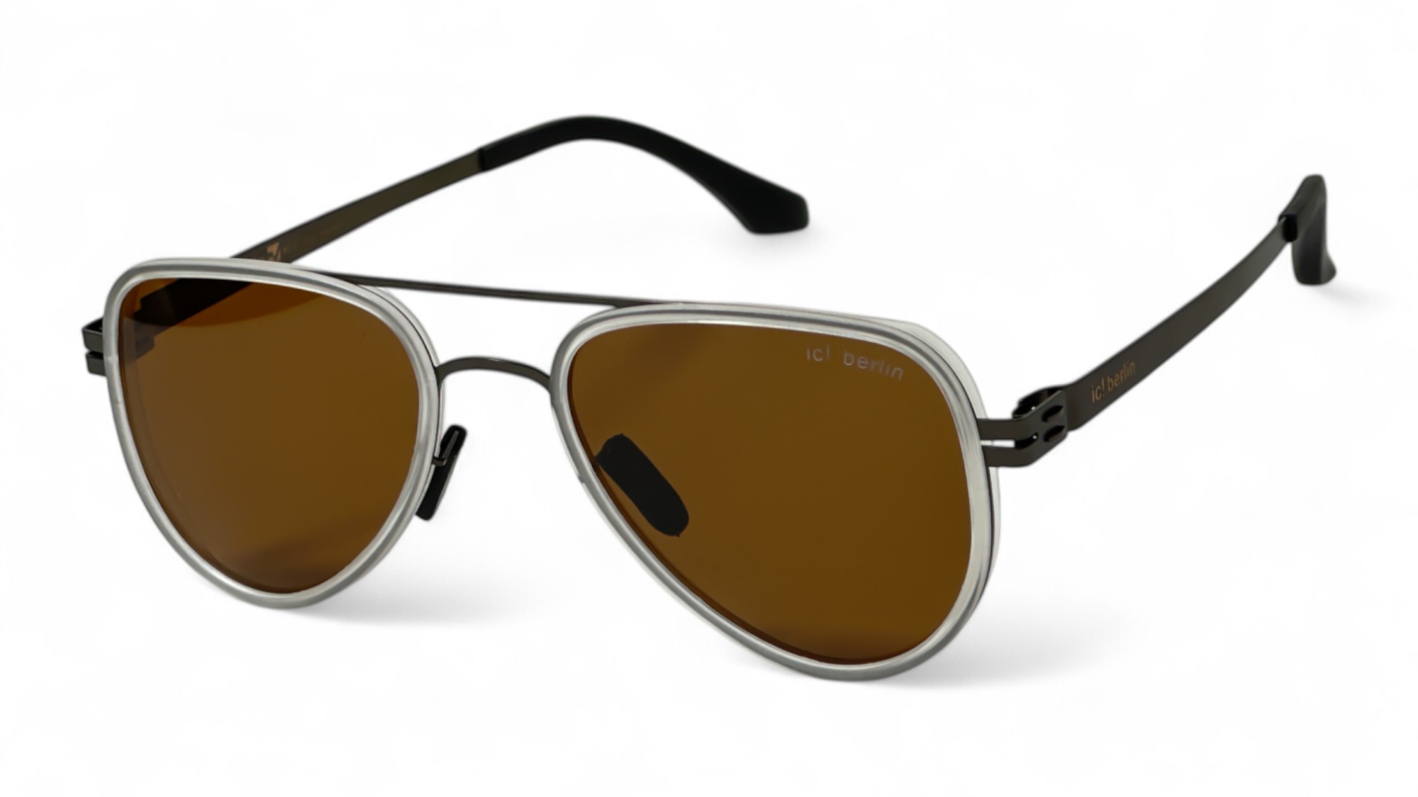 APC_3127-Photoroom brown sunglasses